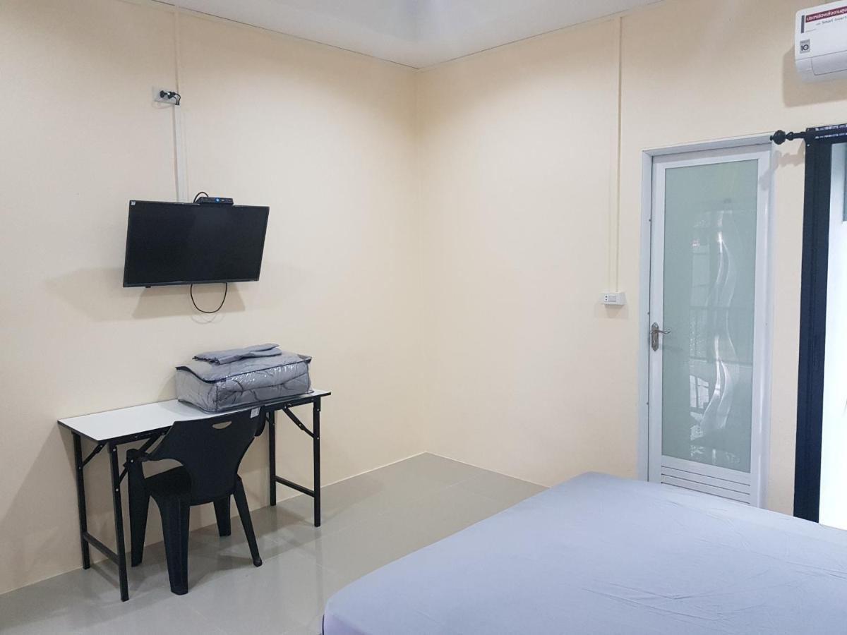 Room62 Lom Sak 외부 사진